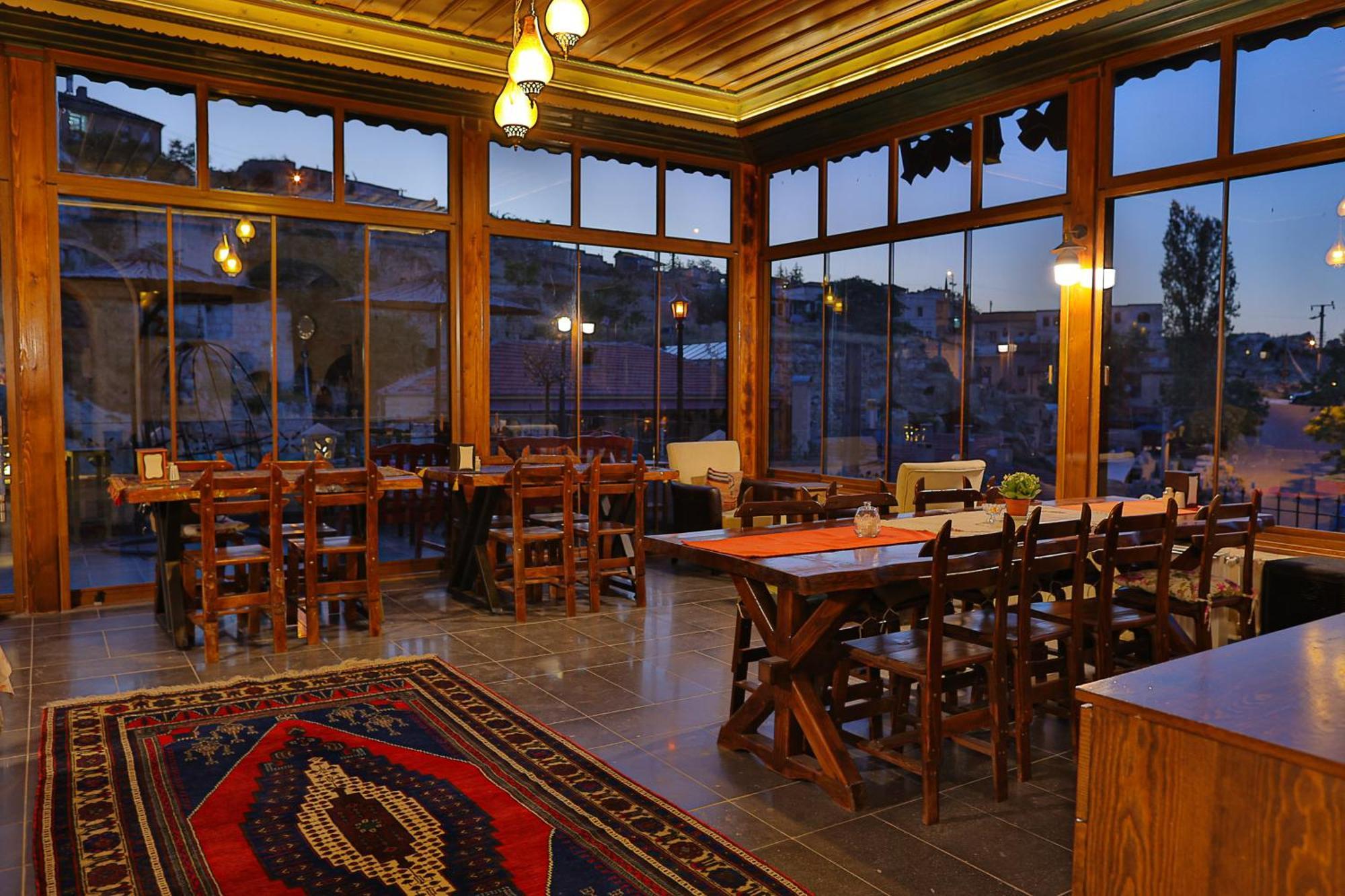Demisos Caves Hotel Ürgüp Eksteriør billede