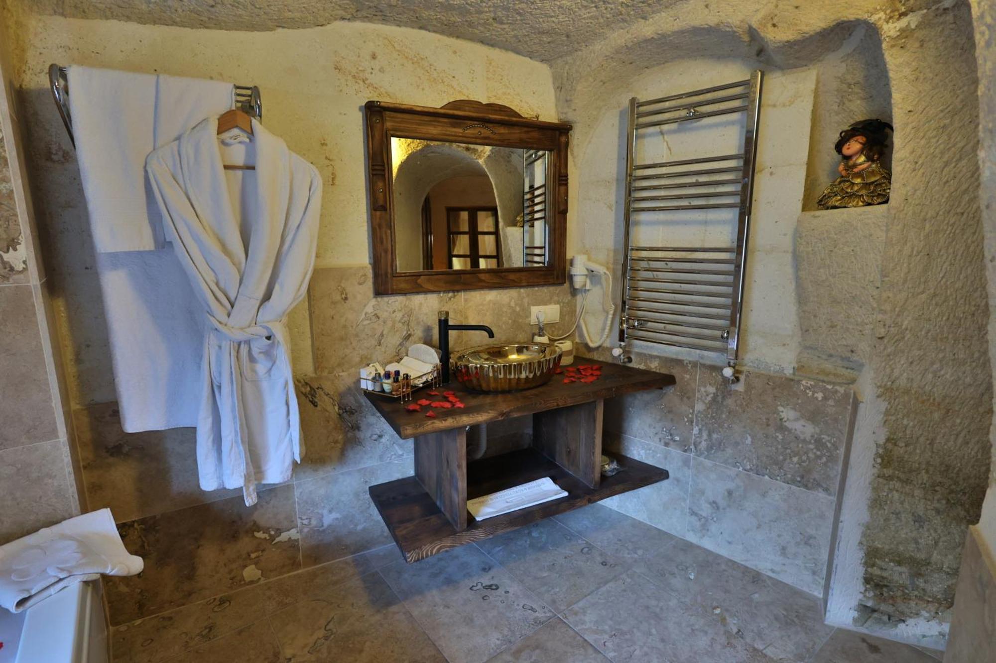 Demisos Caves Hotel Ürgüp Eksteriør billede