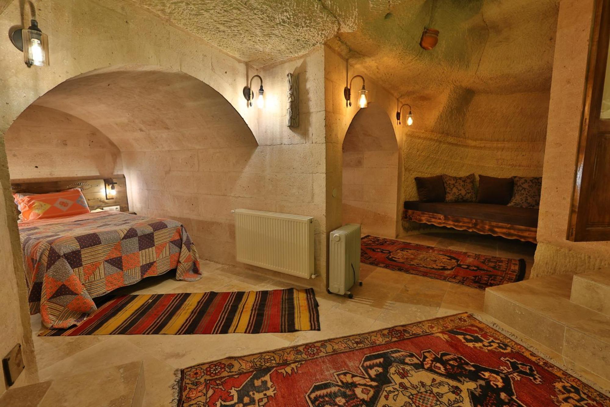 Demisos Caves Hotel Ürgüp Eksteriør billede