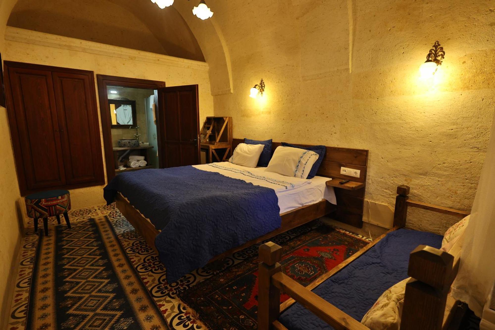 Demisos Caves Hotel Ürgüp Eksteriør billede